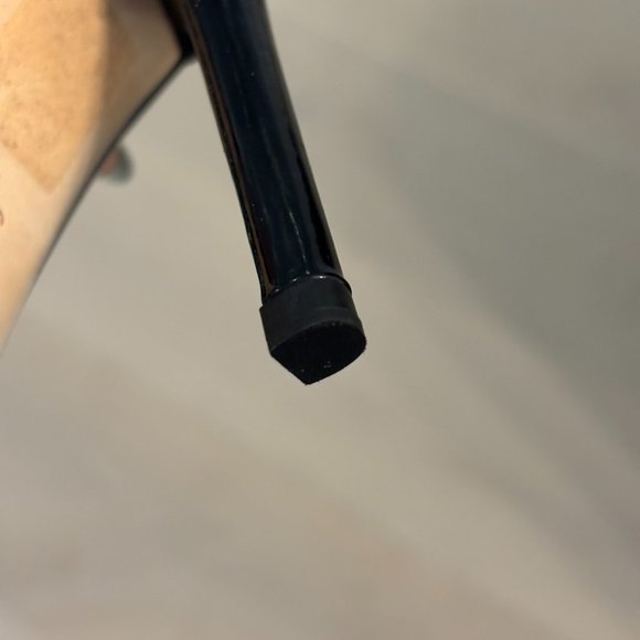 Dolce & Gabbana black leather pumps size 6/36 - Picture 9 of 12